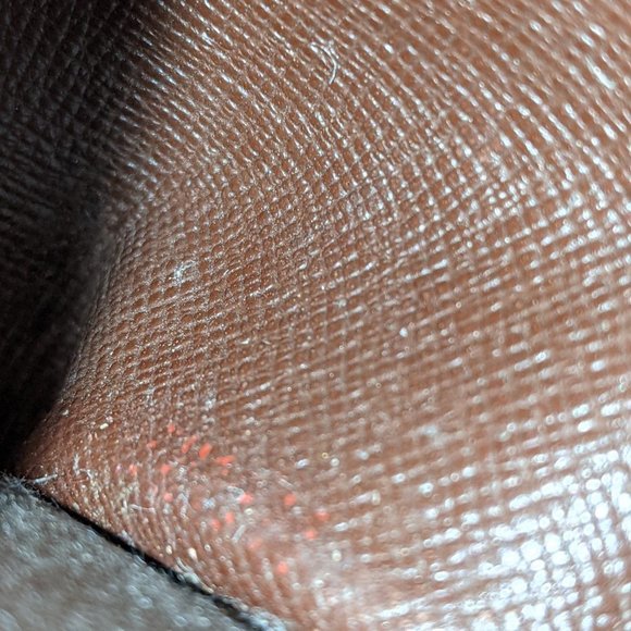 Louis Vuitton Key Holder/Wallet #782*** - Picture 7 of 7